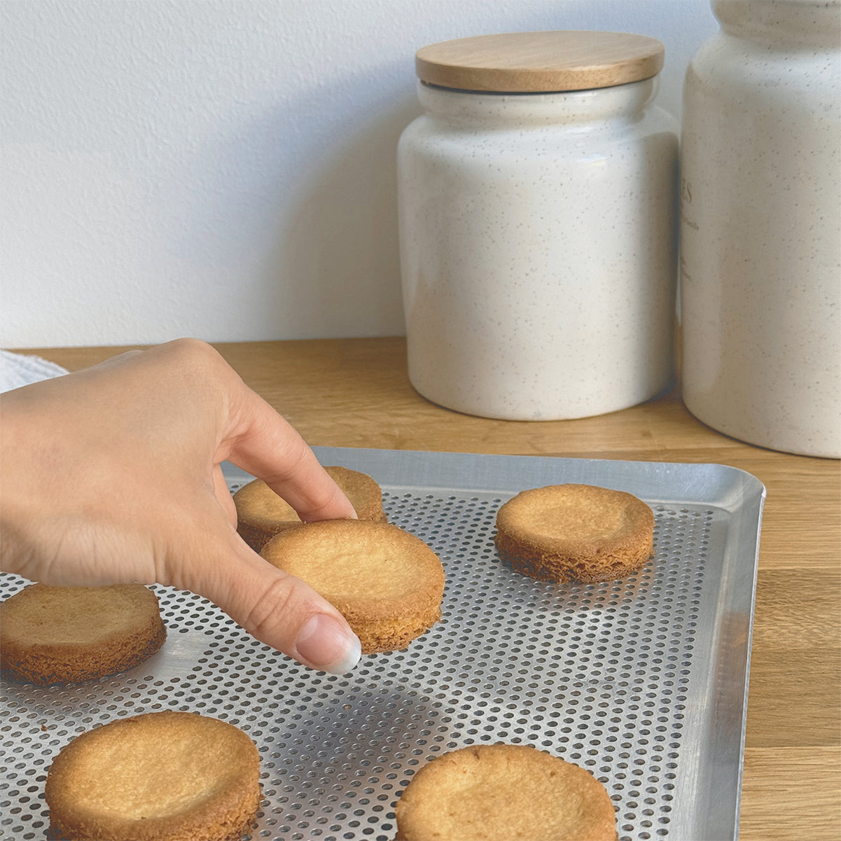 Plaque pâtissière perforée - aluminium - 530 mm x 325 x 10 mm Gobel - Mathon - 3