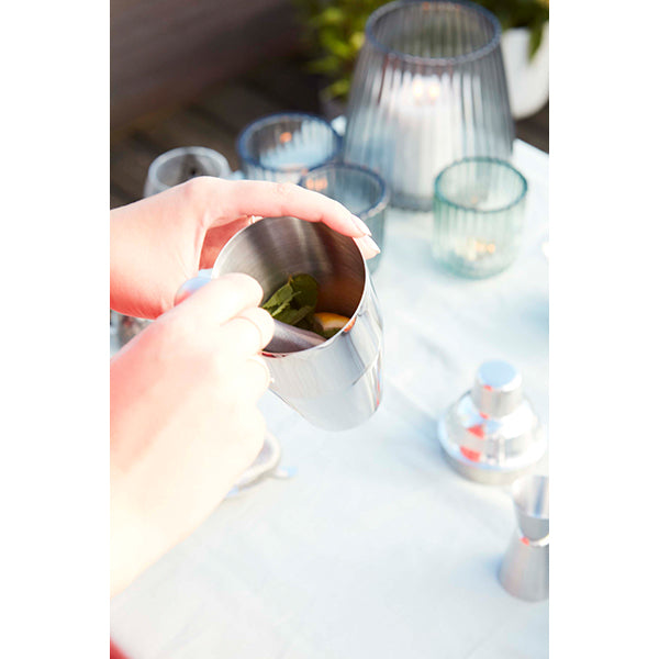 Set cocktail avec shaker Cobbler, mesureur, pilon à cocktail, cuillère et passoire Point Virgule - Mathon - 6