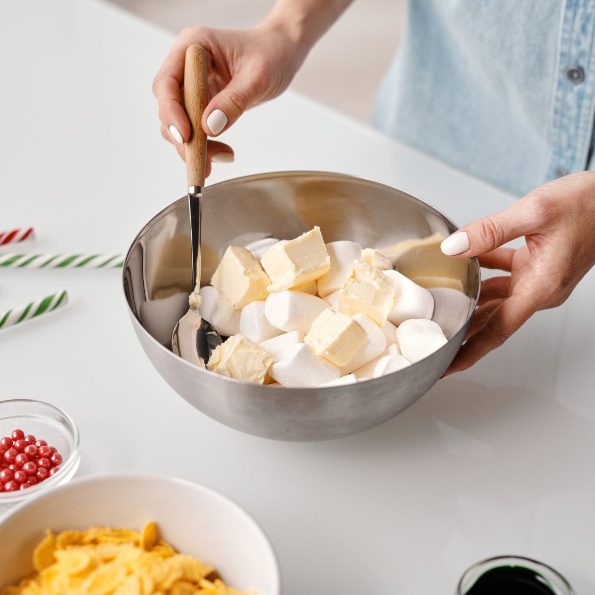 Ensemble de 2 bols de préparation 25 cm et 20.5 cm avec couvercle anti projections  Basic Fackelmann - Mathon - 3