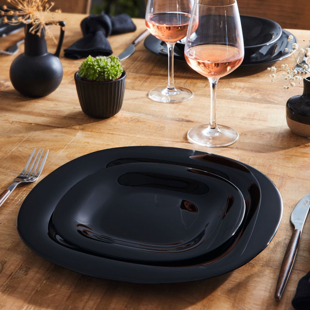 Assiette noire 21 x 19,6 cm Carine Luminarc - Mathon - 2