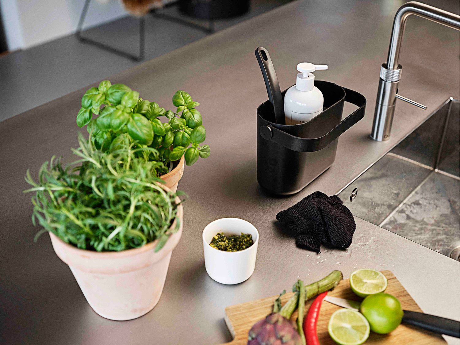 Set de vaisselle CIRCULAR en abs et polypropylène Noir Zone Denmark - Mathon - 6