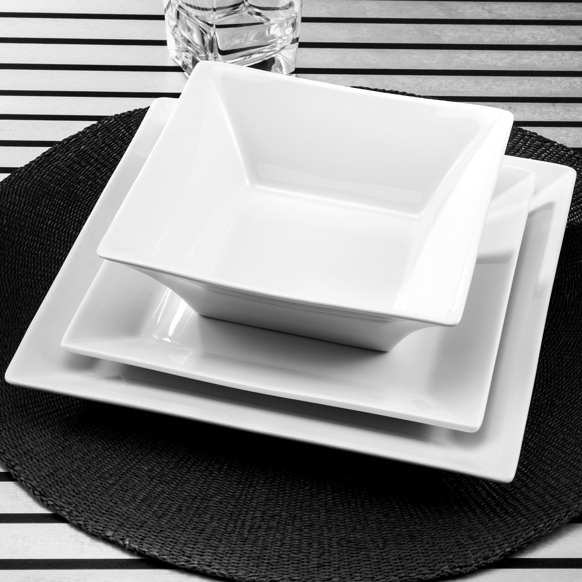 Ambassade  - 6 assiettes dessert Médard de Noblat - Mathon - 2