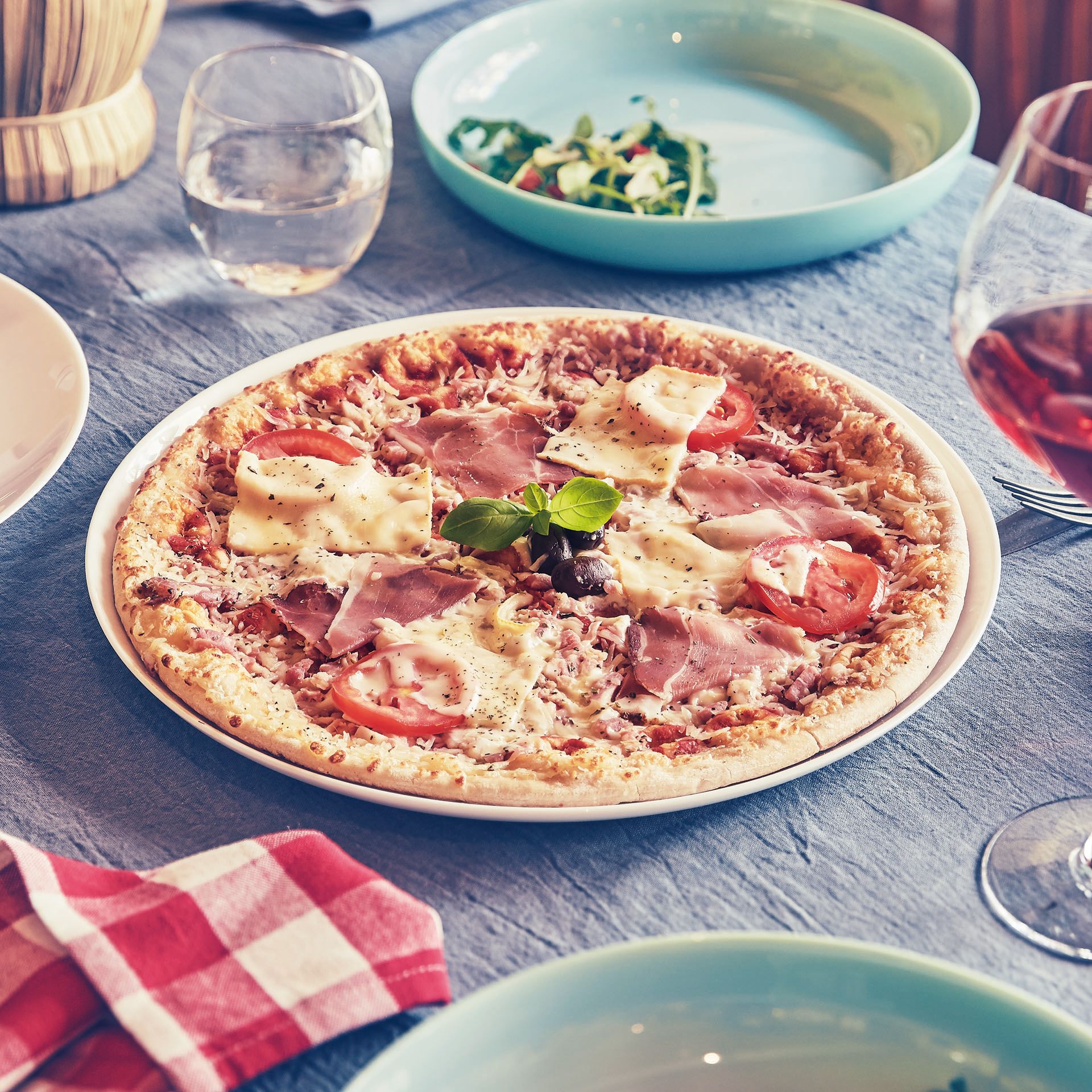 6 assiettes à pizza Friend
