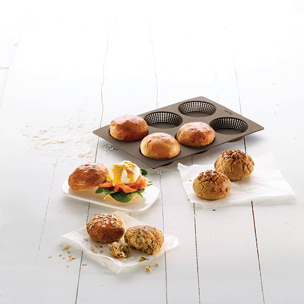 Plaque perforée 6 petits pains ronds en silicone Lékué - Mathon - 5