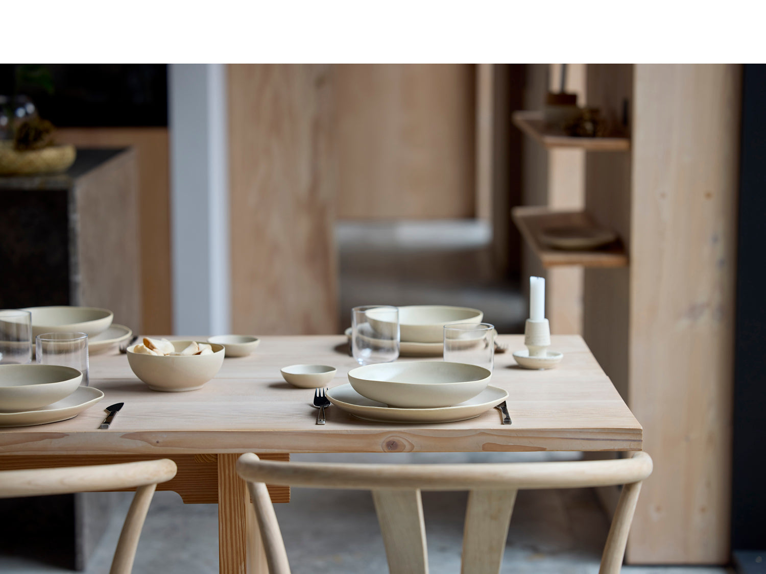 Assiette à pâtes UMAMI en grès Beige doux Villa Collection - Mathon - 10