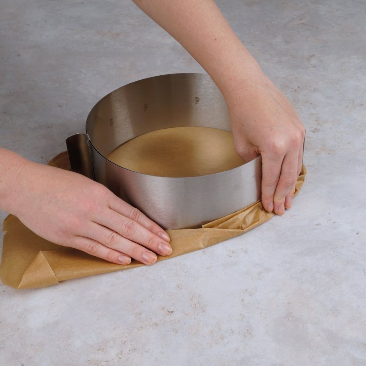 Cercle à pâtisserie en acier inoxydable extensible de 16 à 30 cm Dr. Oetker Varino Dr. Oetker - Mathon - 4