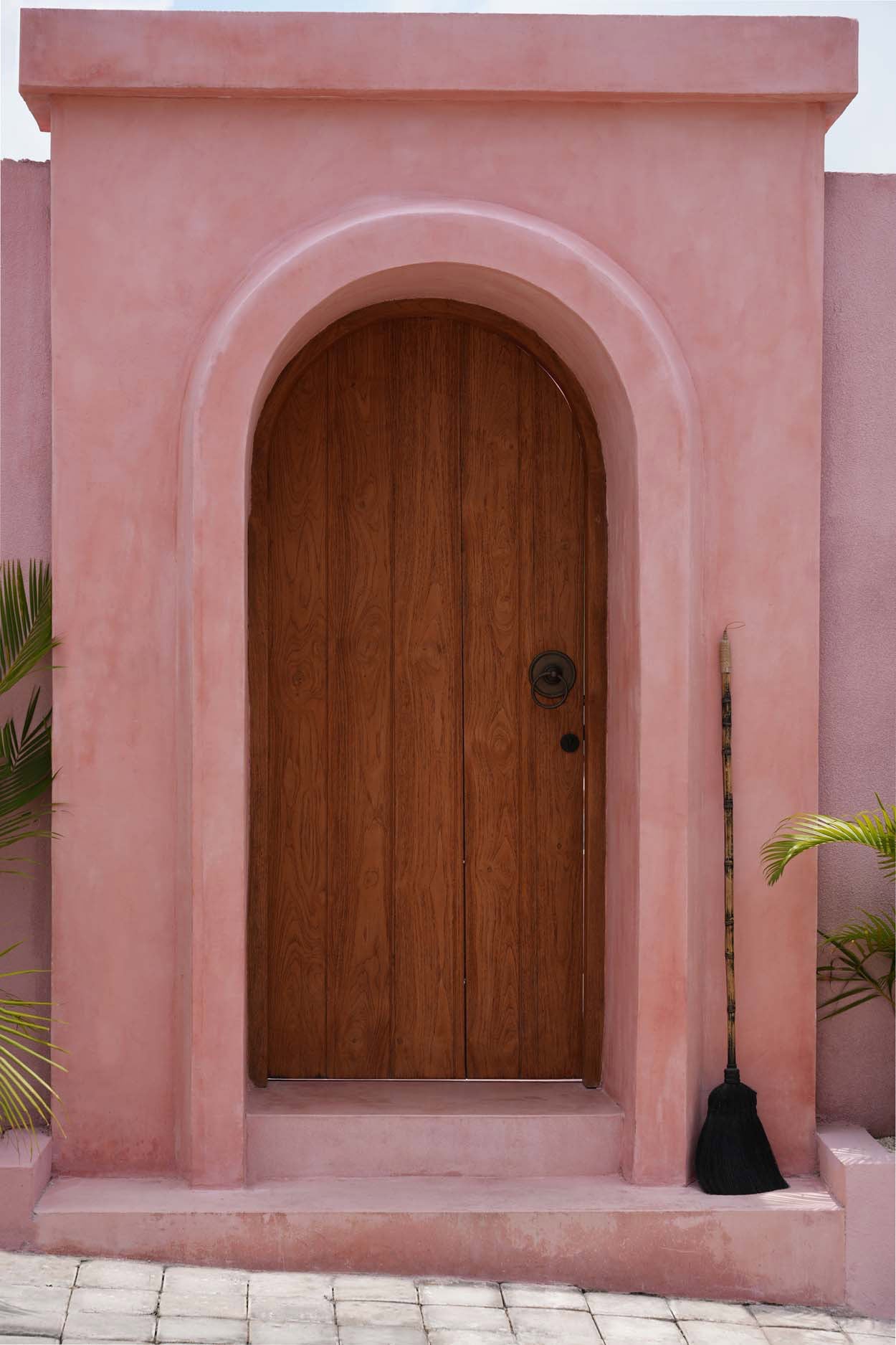 Le Grand Balai - Noir Bazar Bizar - Mathon - 2