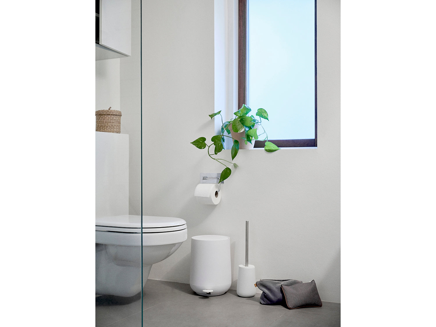 Brosse de toilette NOVA en porcelaine et acier Blanc Zone Denmark - Mathon - 6