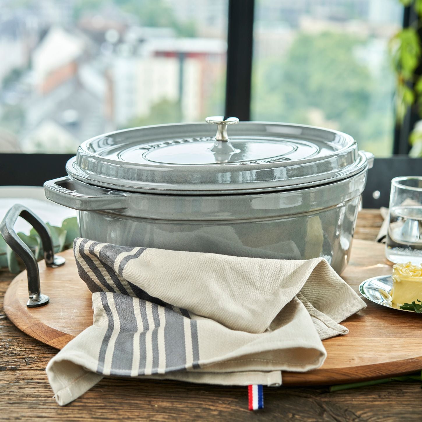 Cocotte 37 cm, Fonte, Ovale, Gris graphite Staub - Mathon - 2