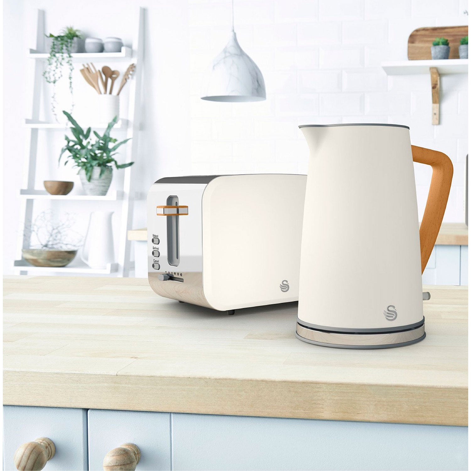 Set petit-déjeuner Bouilloire sans fil 1,7 L grille-pain 2 Nordic Vert 2200 Blanc STP2090WHTNEU - Mathon - 2