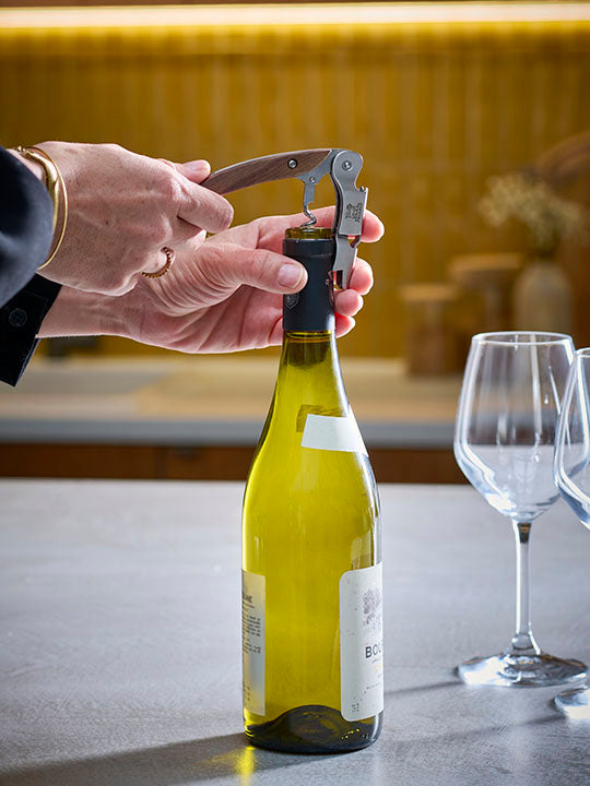 Malbec Tire-bouchon sommelier à double levier, noyer, 13cm - 5in,Tire-bouchon sommelier à double levier, noyer, 13cm - 5in Peugeot - Mathon - 5