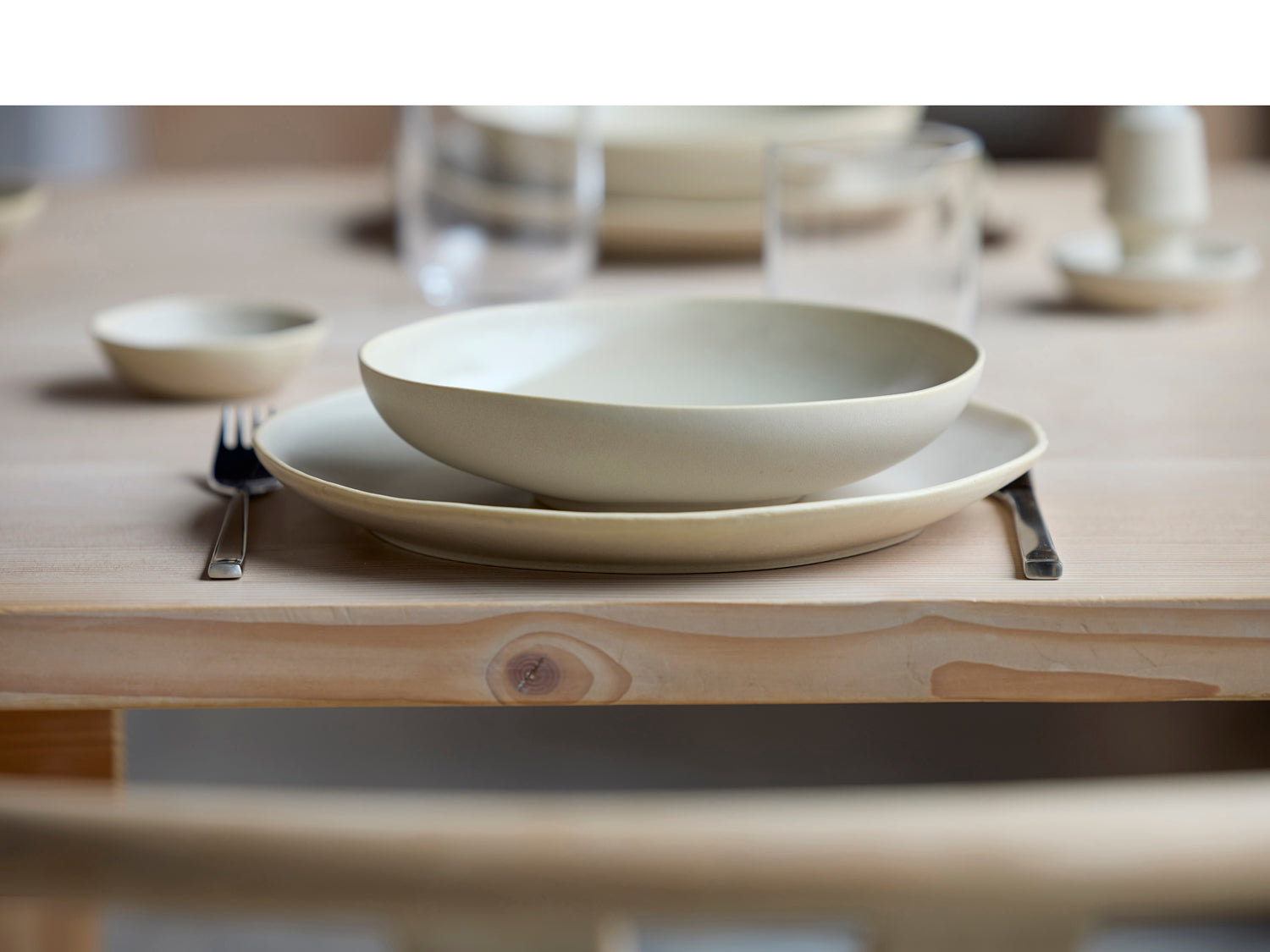 Assiette plate UMAMI en grès Beige doux Villa Collection - Mathon - 9