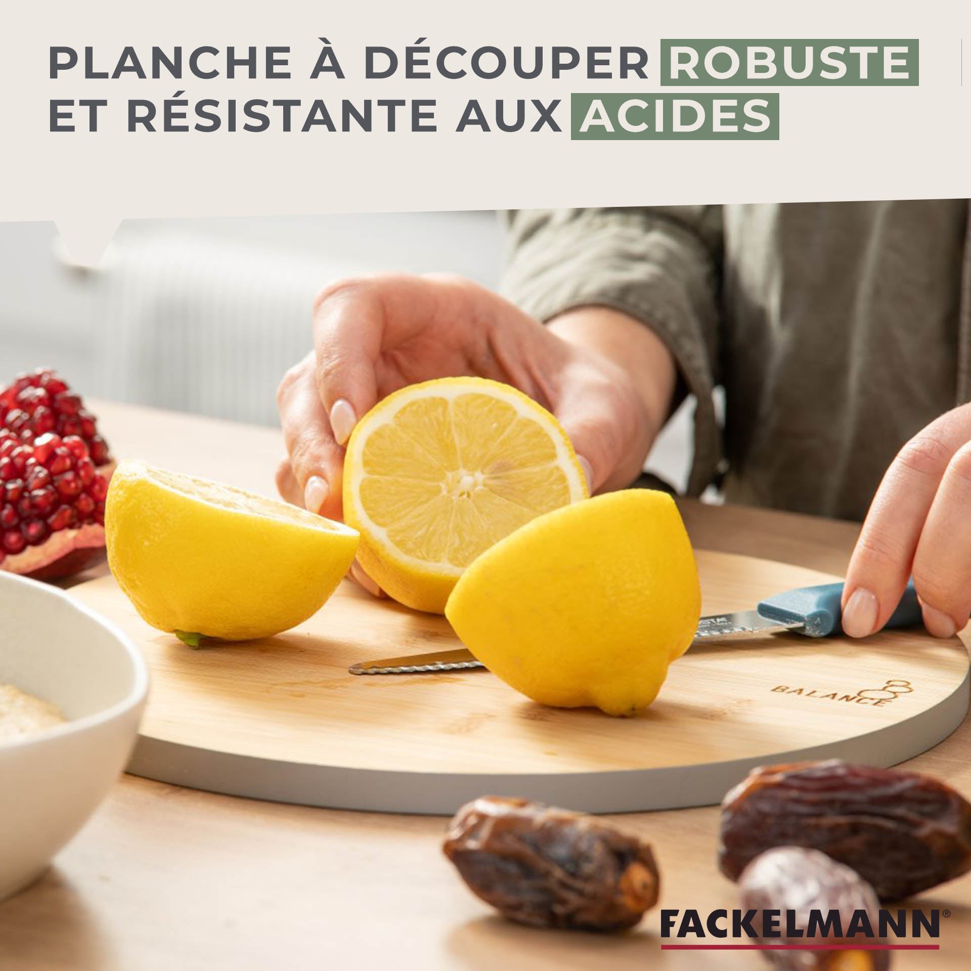 Planche à découper en bambou 24 x 24 cm  Balance Fackelmann - Mathon - 5