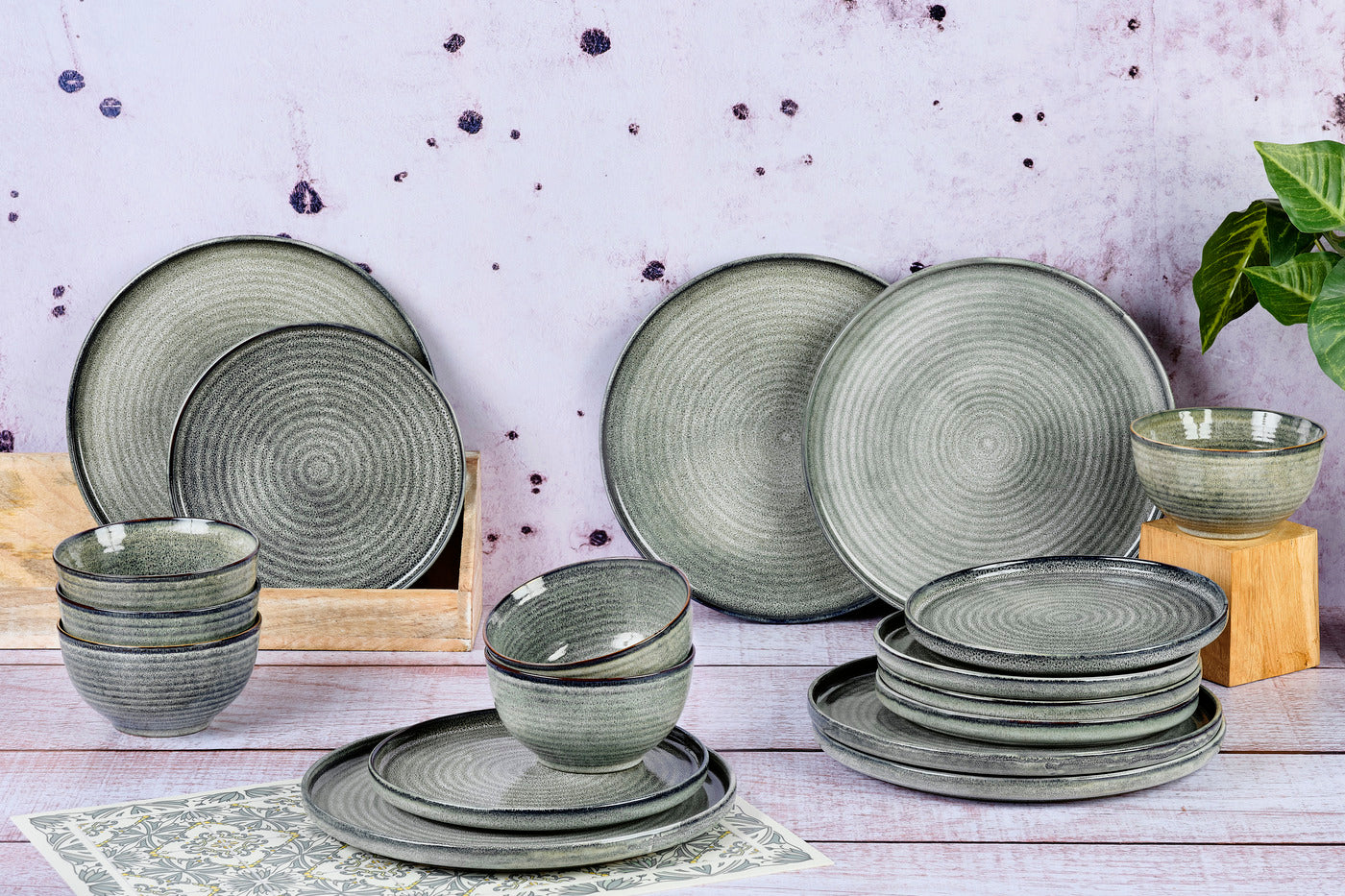 Lot de 18 set les essentiels en grès gris D Björn - Mathon - 2