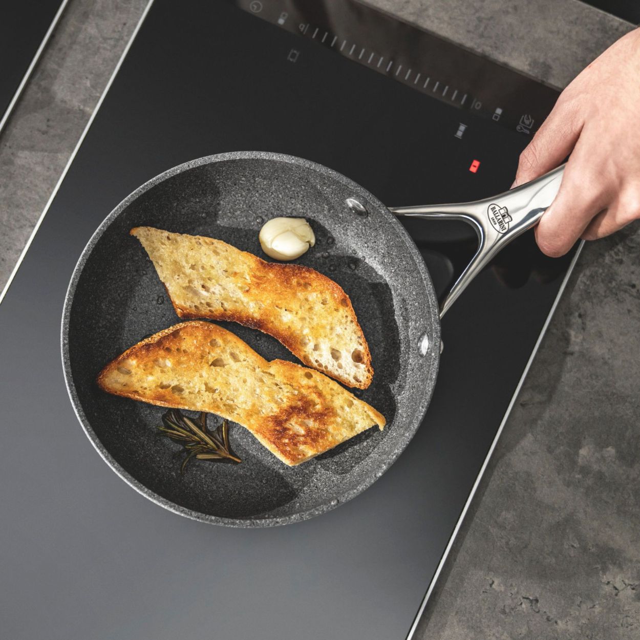 Poêle, 20 cm, Aluminium, Revêtement antiadhésif en céramique renforcée en titane Ballarini - Mathon - 3