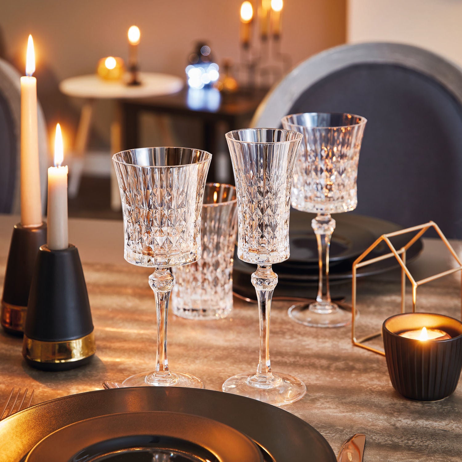 4 verres à pied 19cl Lady Diamond Cristal d