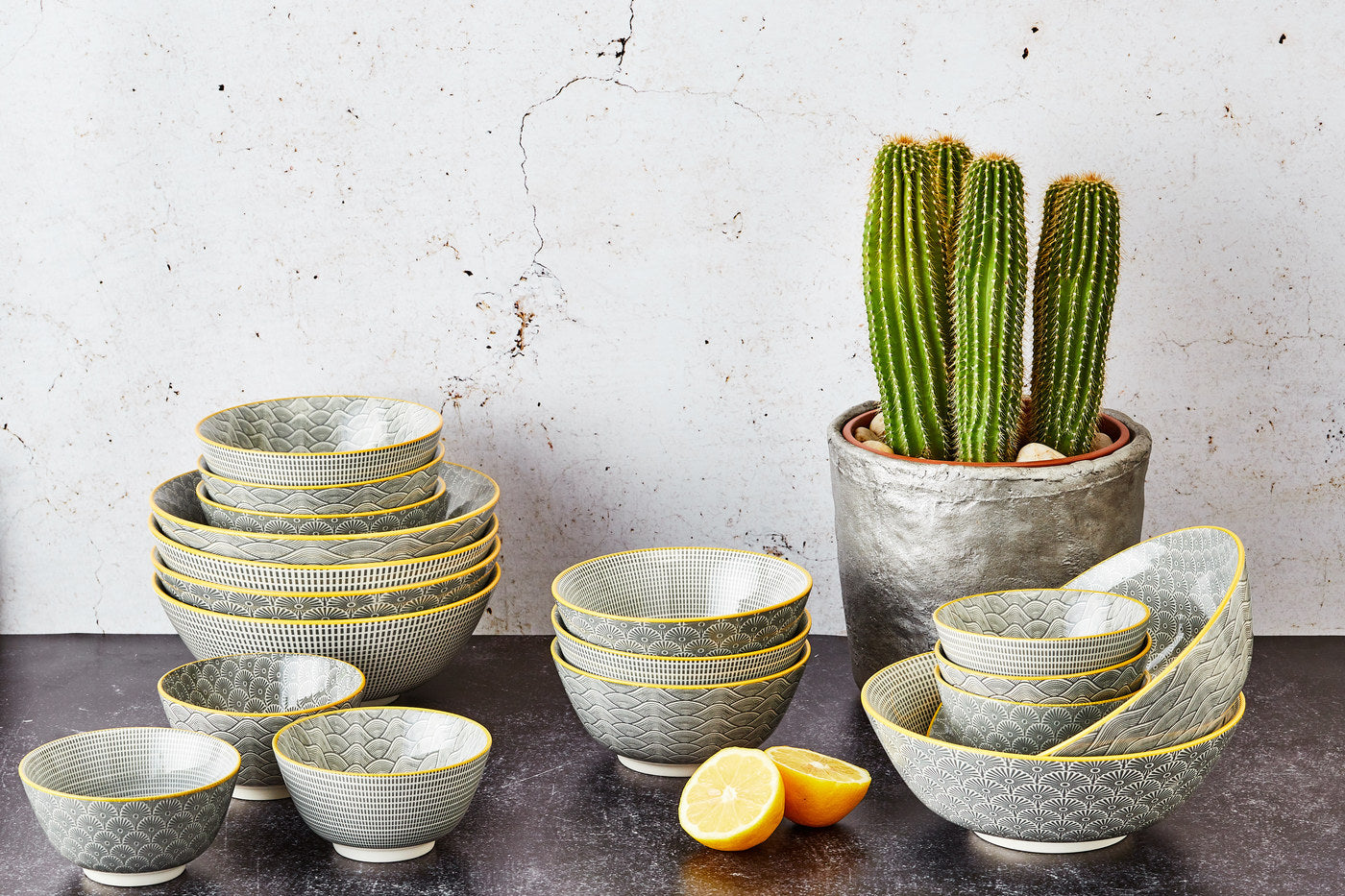 Lot de 42 set complet en porcelaine gris D Björn - Mathon - 3