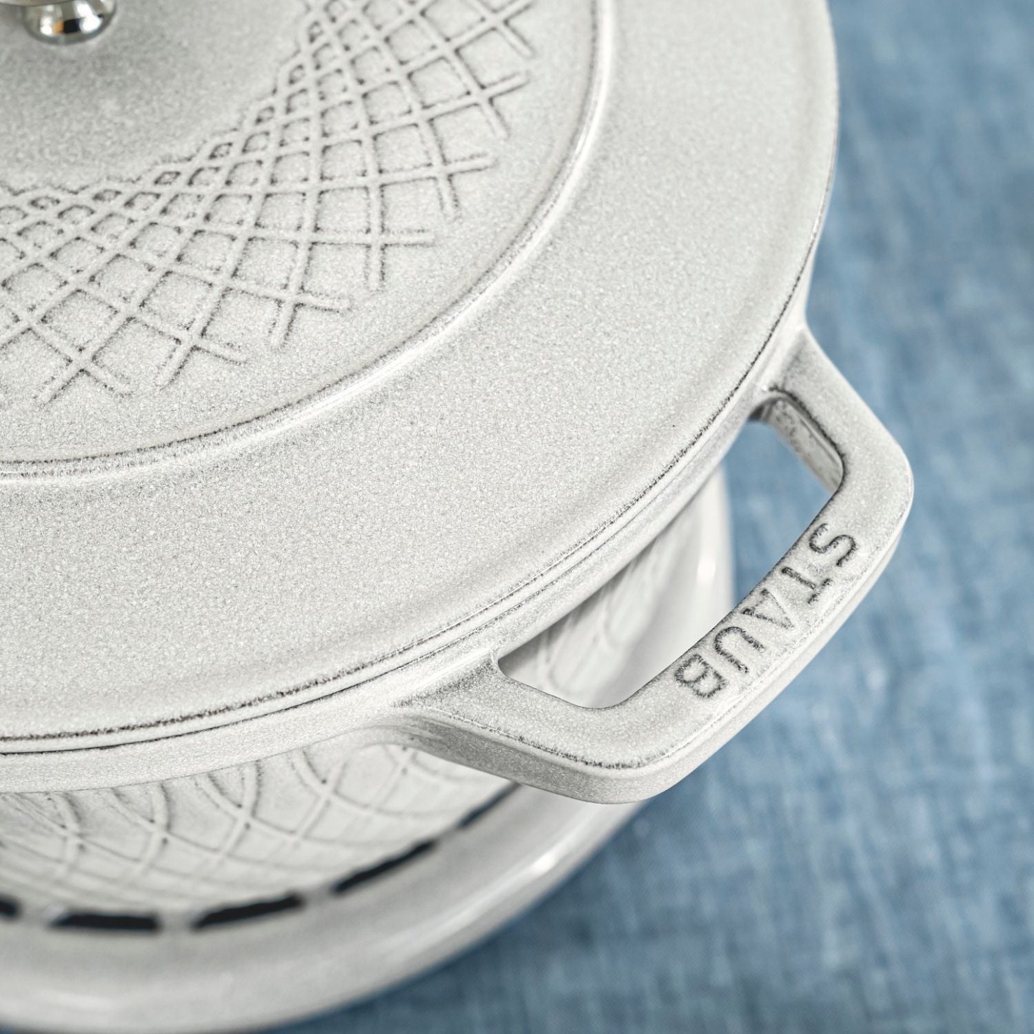 Cocotte twister 20 cm, Rond(e), Truffe blanche, Fonte Staub - Mathon - 5