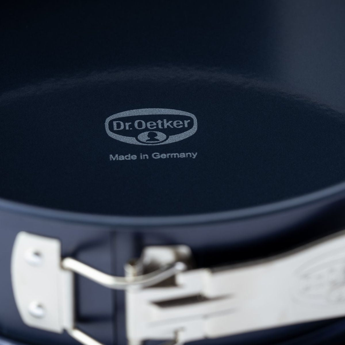 Ensemble de 2 Moules à manqué à charnière 26 cm  Back Liebe Dr. Oetker - Mathon - 9