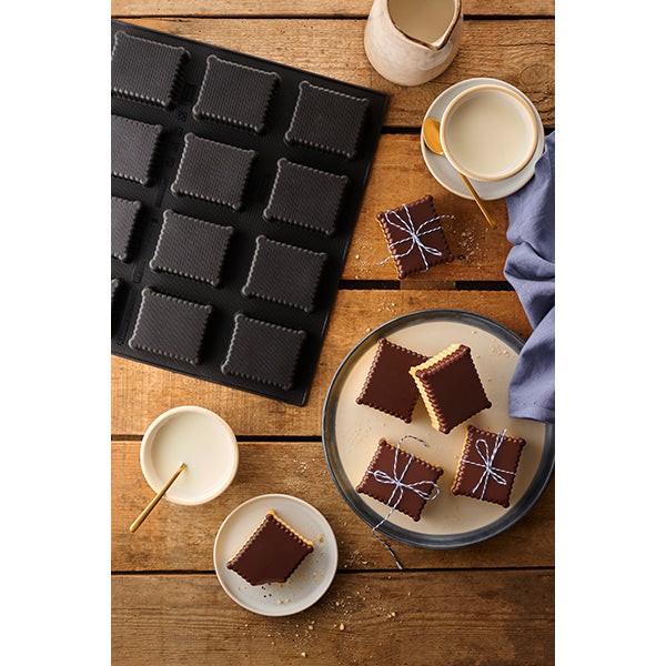 Moule 12 petits beurres Flexipan - Mathon - 2