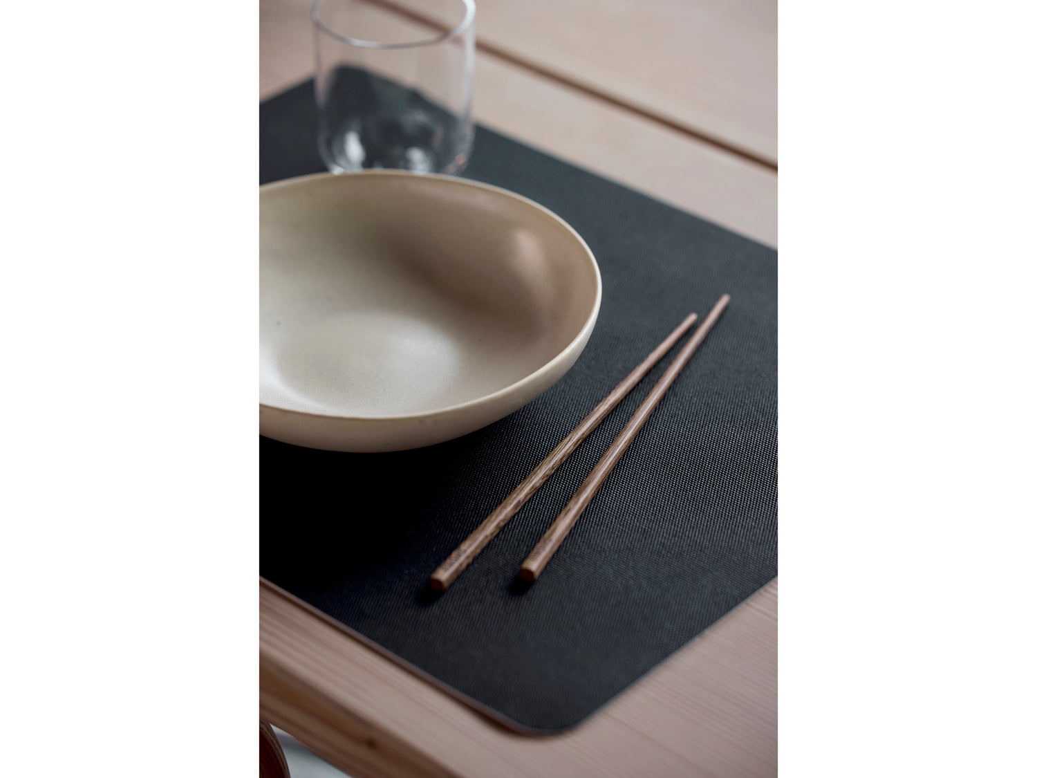 Assiette à pâtes UMAMI en grès Beige doux Villa Collection - Mathon - 9