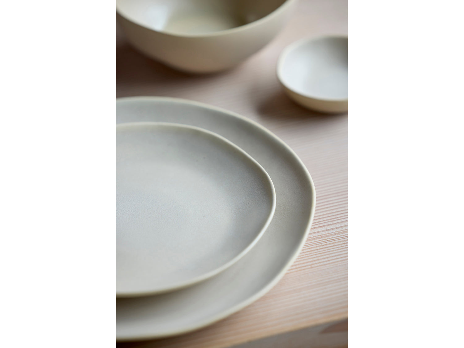 Assiette plate UMAMI en grès Beige doux Villa Collection - Mathon - 5