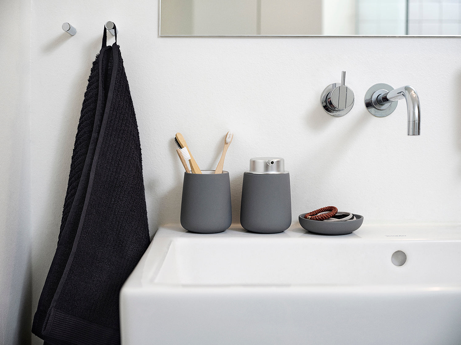 Gobelet pour brosse à dents NOVA en porcelaine et softtouch Gris Zone Denmark - Mathon - 6