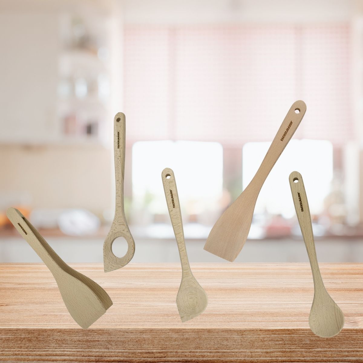 Ensemble de pince, spatule et cuillères en bois FSC  Nature Fackelmann - Mathon - 2