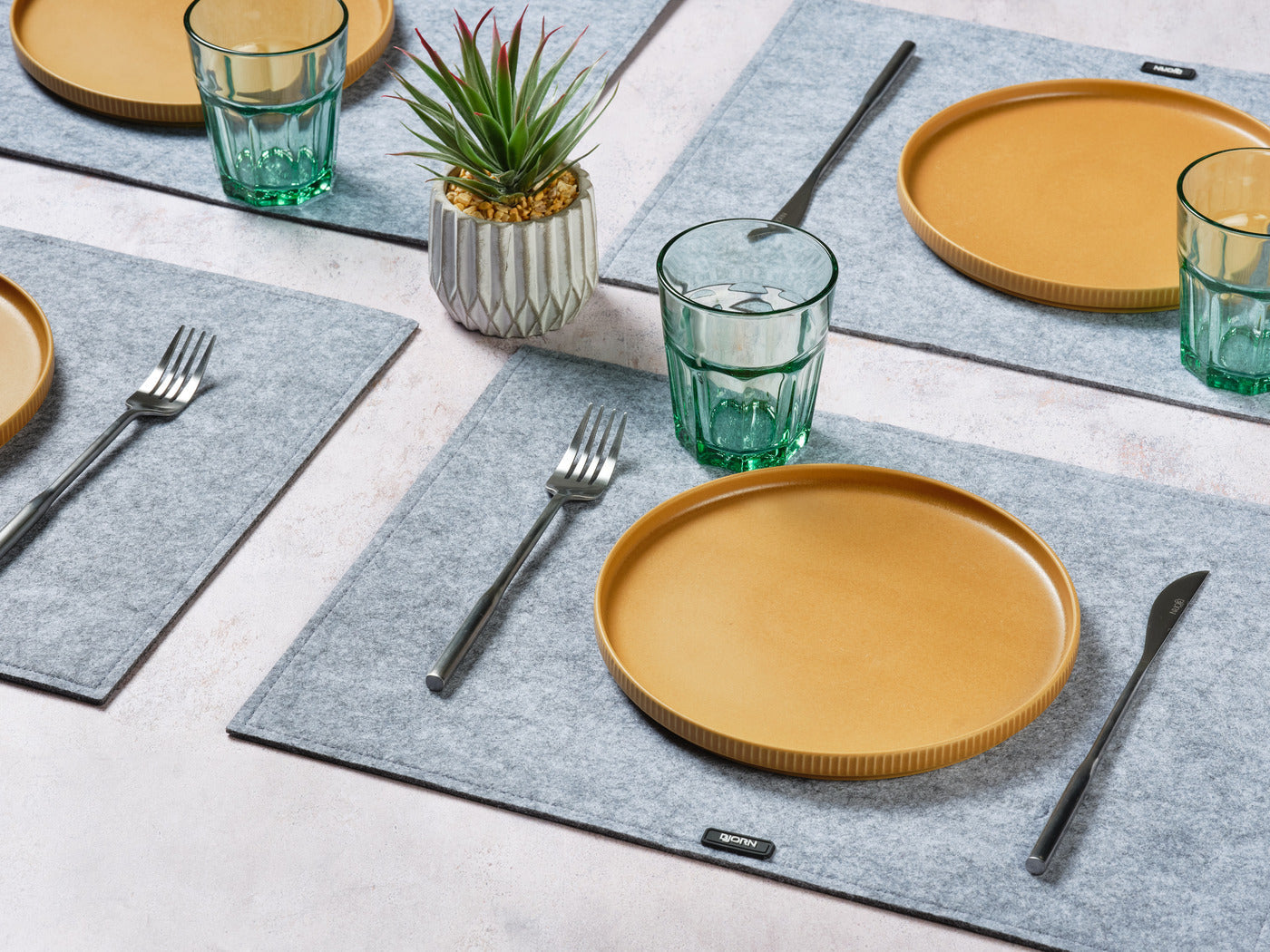 Lot de 6 sets de table en feutre recyclé gris D Björn - Mathon - 2