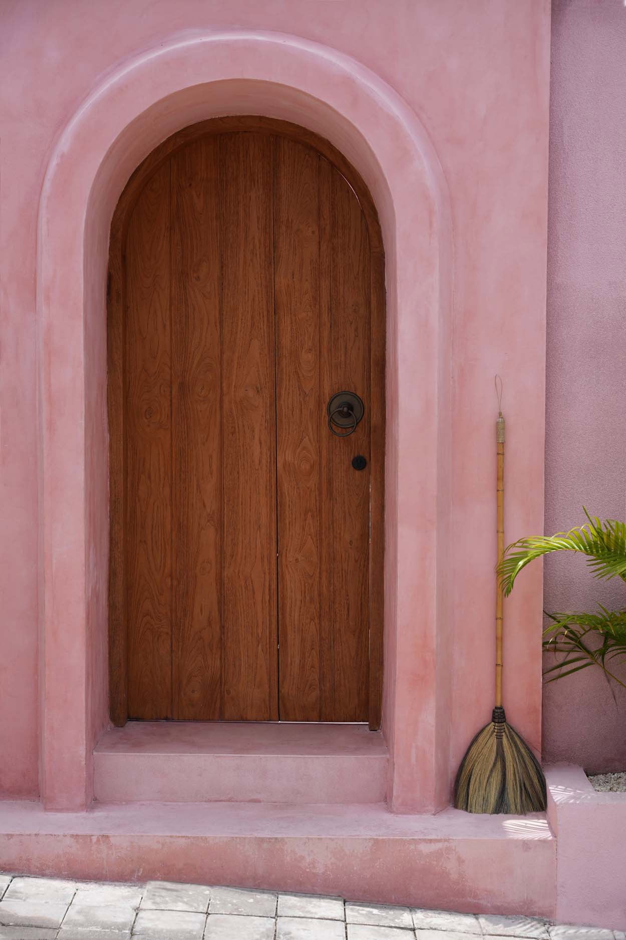 Le Grand Balai - Noir Naturel Bazar Bizar - Mathon - 3