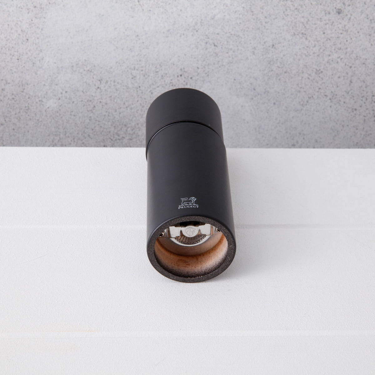 Châtel  Moulin à sel manuel en bois noir mat 16 cm Peugeot - Mathon - 5