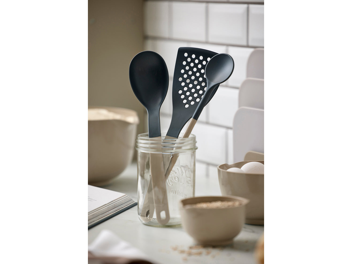 Cuillère NEW OPTIMA en nylon Humus Rosti - Mathon - 6