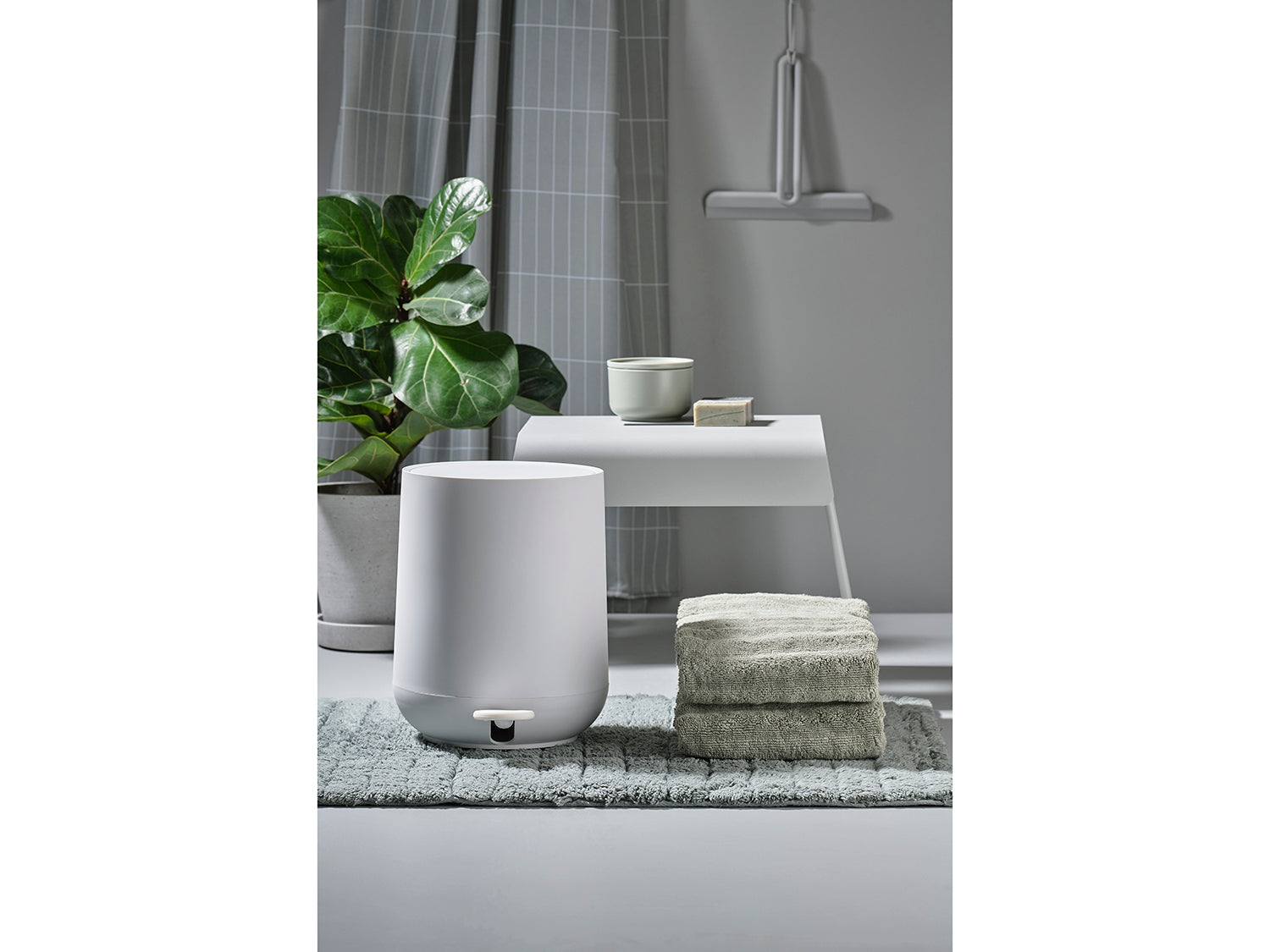 Poubelle à pédale NOVA en abs Blanc Zone Denmark - Mathon - 8