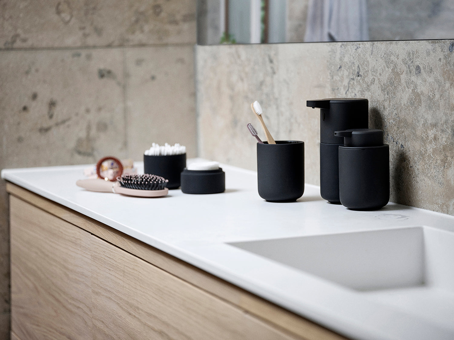 Gobelet pour brosse à dents UME en grès Noir Zone Denmark - Mathon - 6