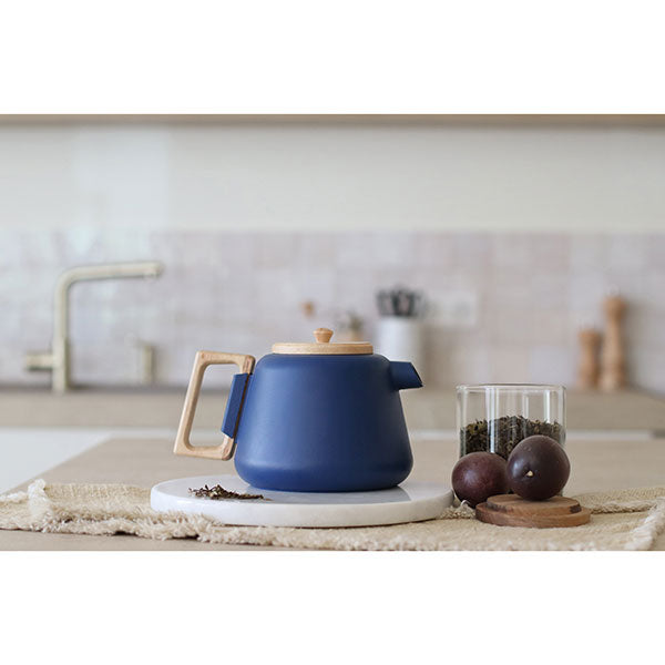 Théière Viggo en fonte et bois d