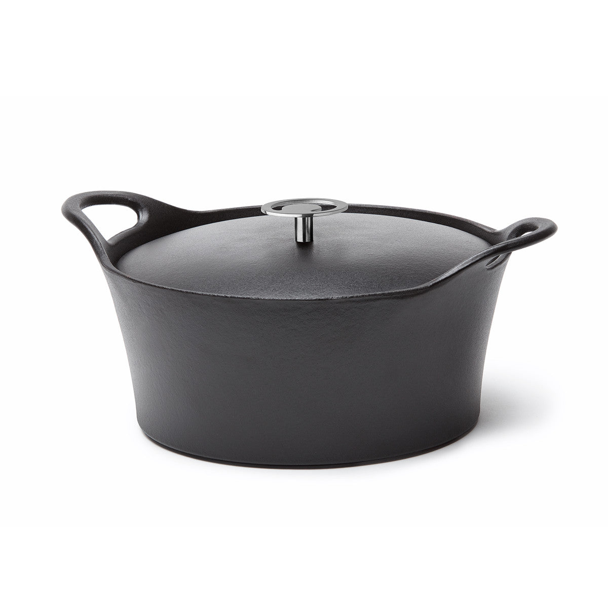 Volcan - Cocotte ronde 20cm fonte de fer émaillée noire avec couvercle Cuisinox - Mathon - 1