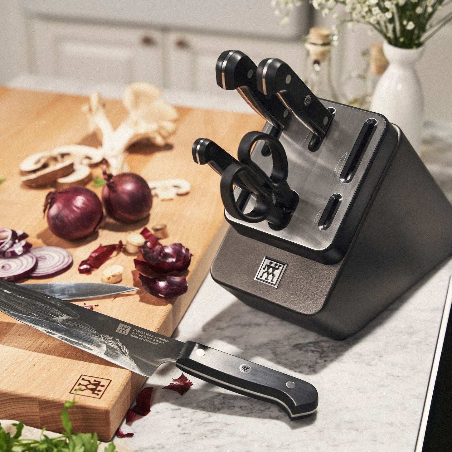 Bloc de couteaux avec technologie KiS,+ 7 pcs, **** FOUR STAR Zwilling - Mathon - 2