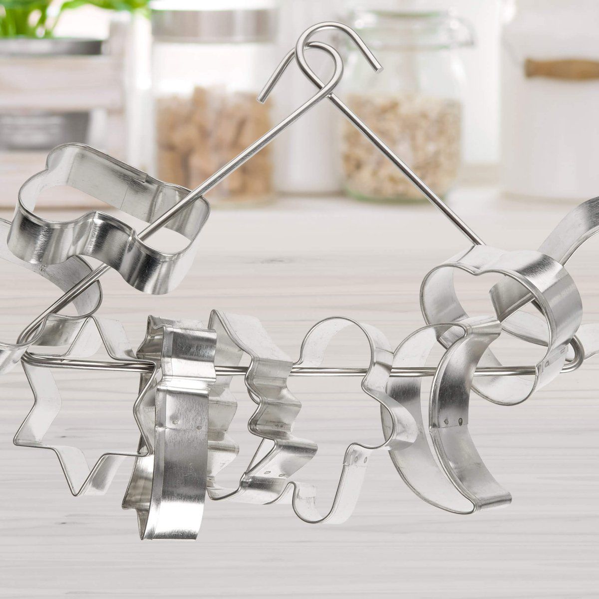 Ensemble avec plaque à pâtisserie extensible et 9 emporte-pièces sur cintre Zenker Zenker - Mathon - 7