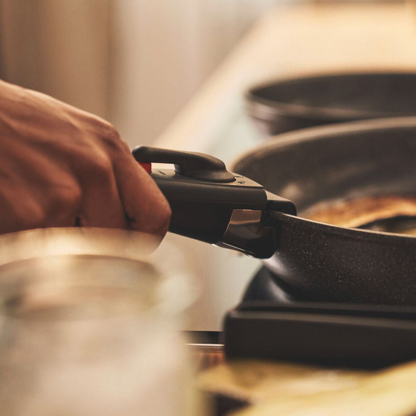 Poêle, 26 cm, Aluminium, Revêtement antiadhésif en céramique Ballarini - Mathon - 7