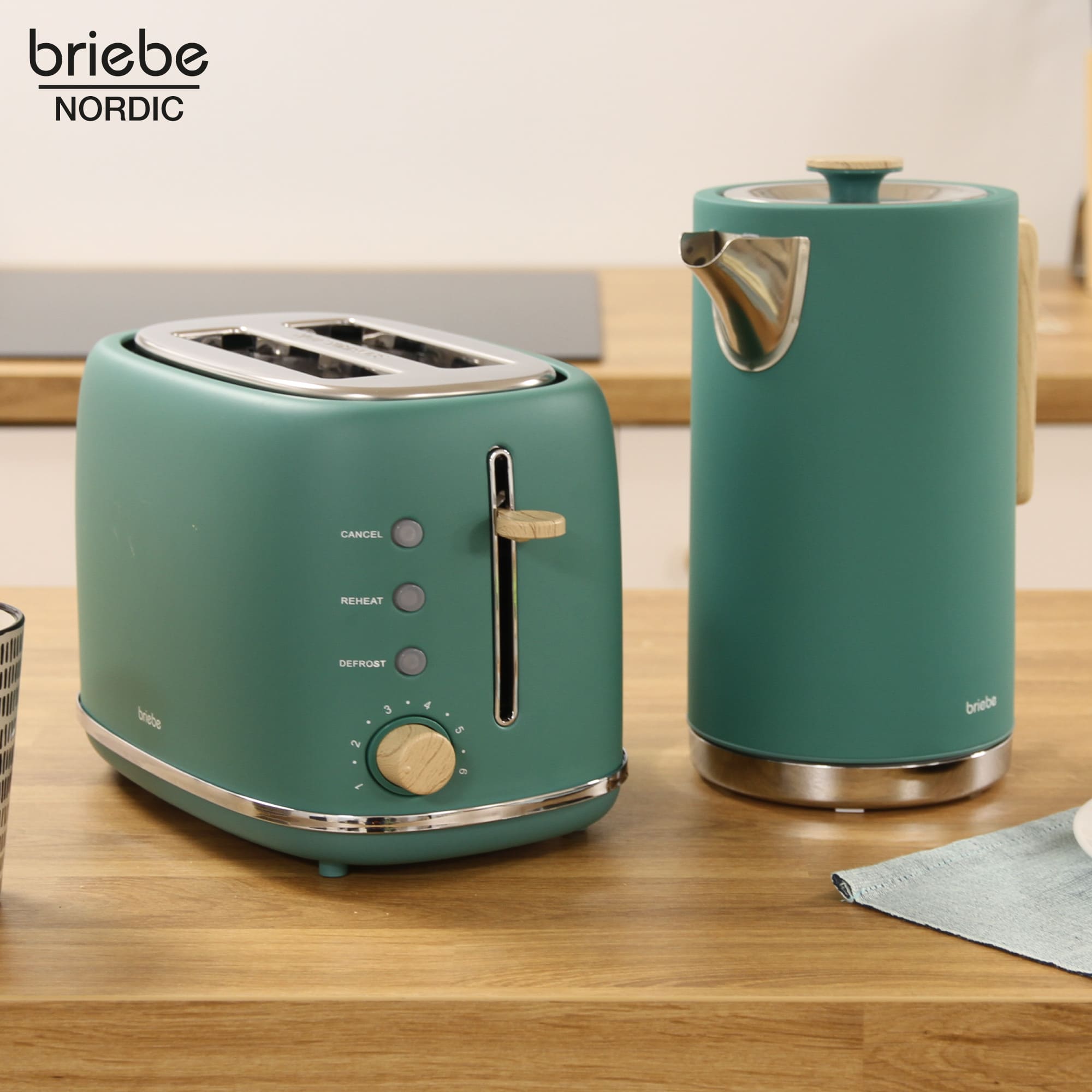 Nordic Ensemble Grille Pain 2 Fentes Larges, Bouilloire Électrique 1,7L sans BPA 2200 Vert SKT1167GRE - Mathon - 2