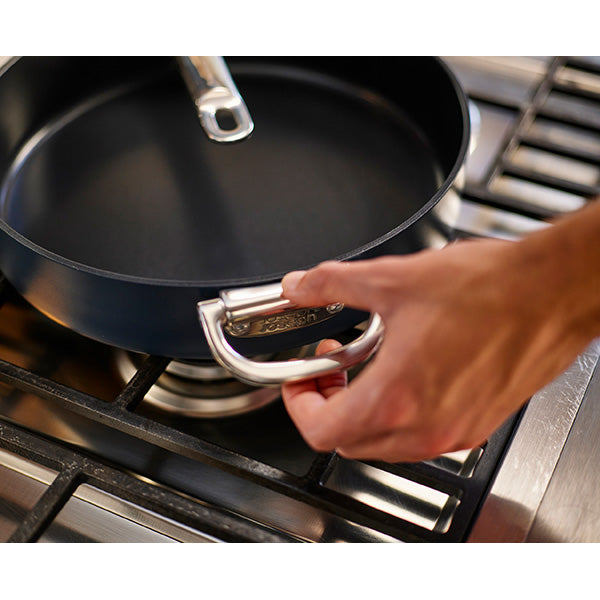 Poêle en aluminium revêtu poignée pliante Space 28 cm Joseph Joseph - Mathon - 3