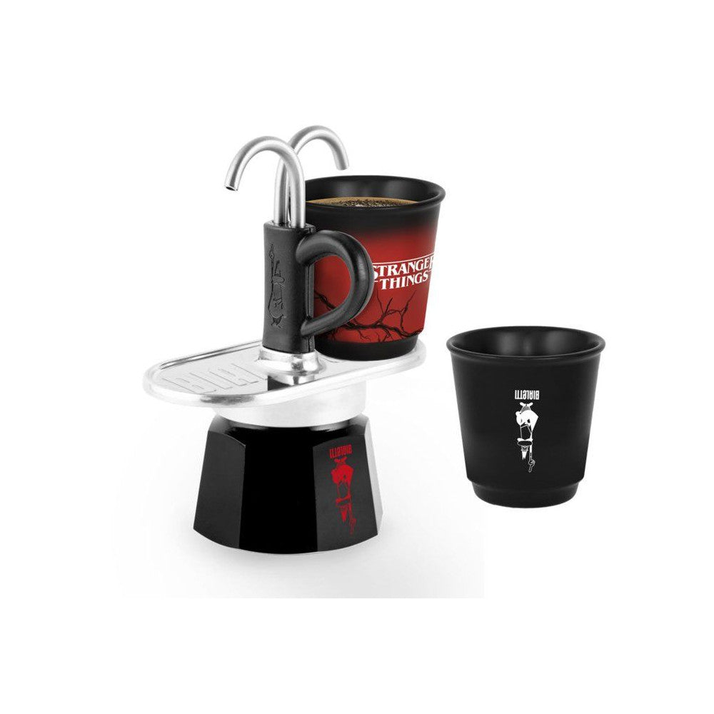 Cafetiere Italienne -   - Set Mini Express - Collection Stranger Things - Avec 2 Tasses Thermosensibles - Noir / Rouge Bialetti - Mathon - 3