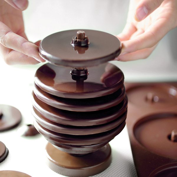 Moule œuf en chocolat 3D silicone Silikomart - Mathon - 6