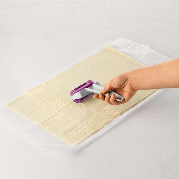 Roulette à pâte motifs étoiles Betty Bossi - Mathon - 2