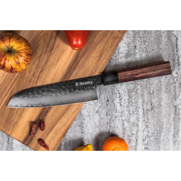 Couteau Sayuto Sequoia San Mai modèle santoku 18cm brute de forge Sayuto - Mathon - 3