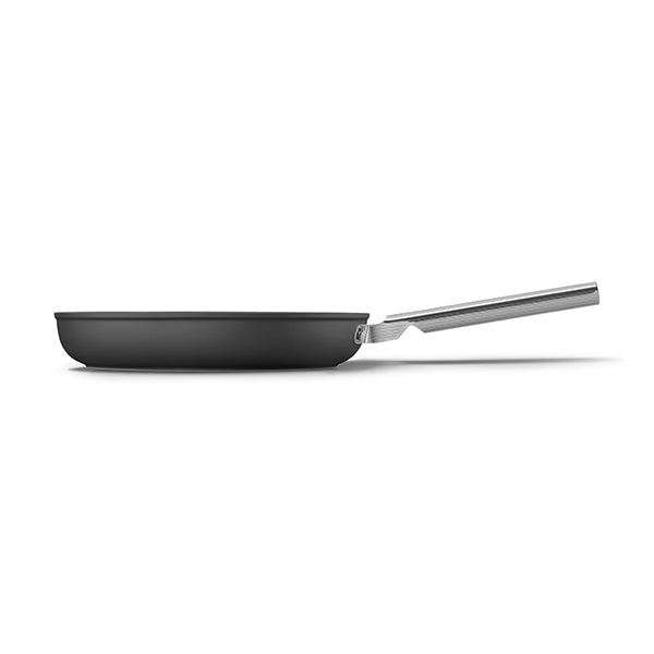Poêle aluminium antiadhésive 30 cm noir mat Smeg - Mathon - 2