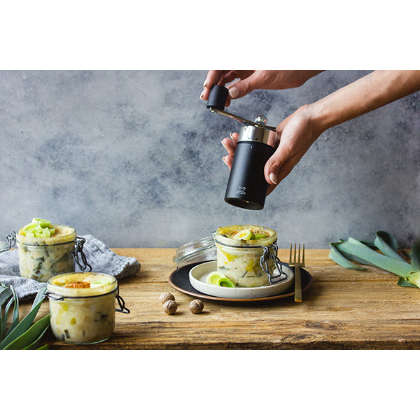 Moulin à muscade hêtre et métal Isen noir mat Peugeot - Mathon - 5