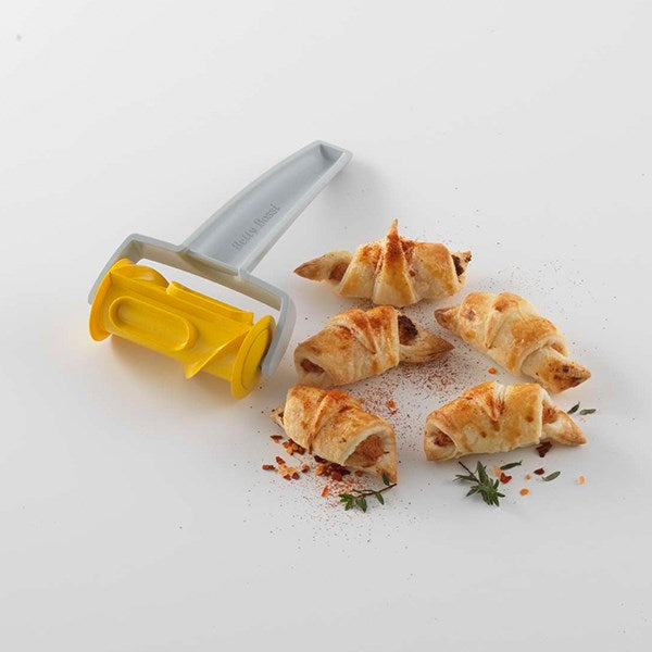 Roulette découpe pâte pour croissant Betty Bossi - Mathon - 1
