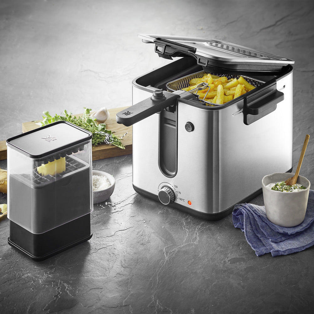 Mini friteuse avec découpe-frites WMF - Mathon - 3