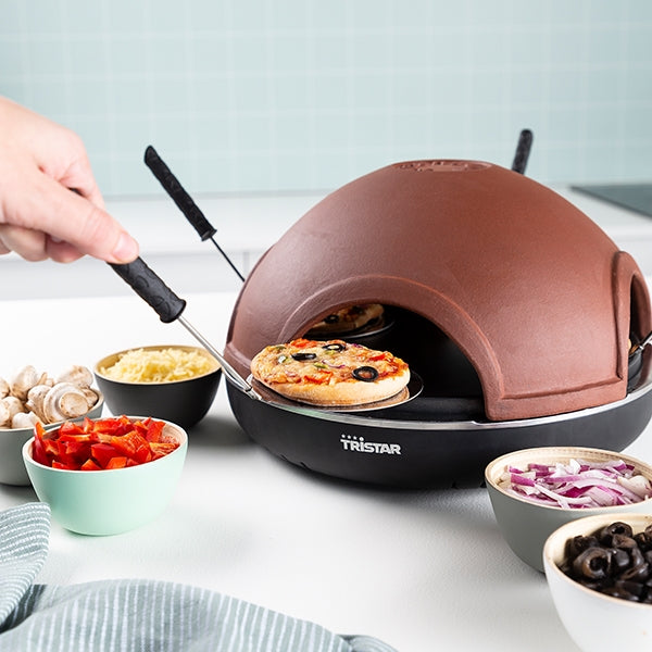 Pizza Festa - 4 personnes 900 W PZ-9154 Tristar - Mathon - 4